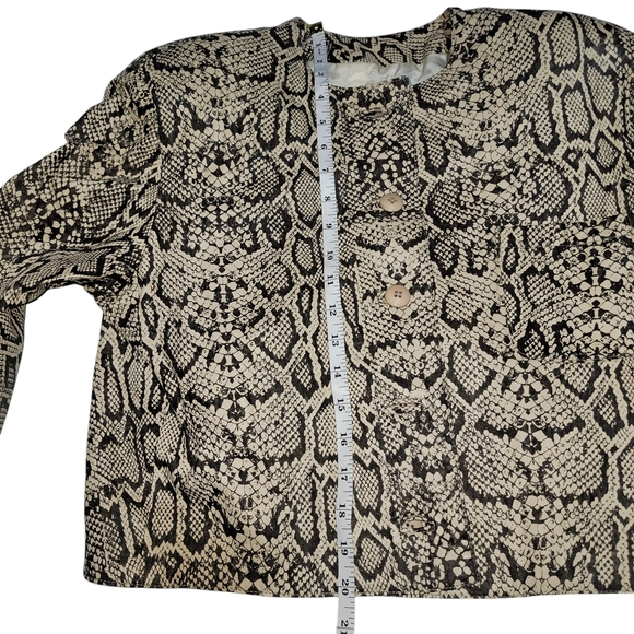 VTG Artemis 100% Leather Women's Snake Print Crop Jacket. Size 8 - Picture 5 of 7